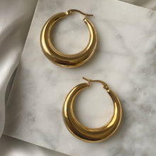 Load image into Gallery viewer, Amalfi Hoops