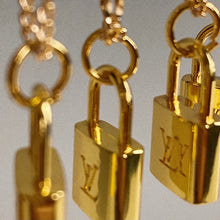 Load image into Gallery viewer, Mini LV Necklace