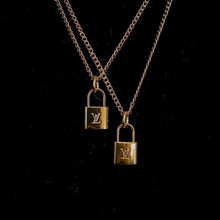 Load image into Gallery viewer, Mini LV Necklace